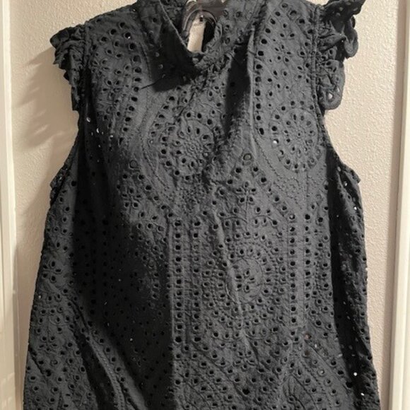 Banana Republic Flutter Short Sleeve Eyelet Blouse Sz L - Picture 1 of 4